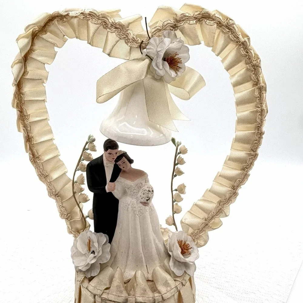 Vintage 1950s Wedding Cake Topper Bride and Groom Heart Mid Century Wedding
